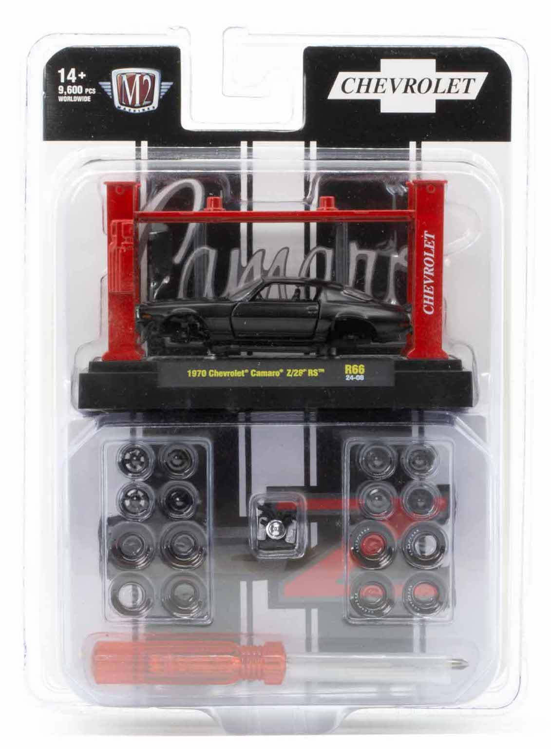 M2 Machines 1970 Chevrolet Camaro Z/28 RS Model Kit HE