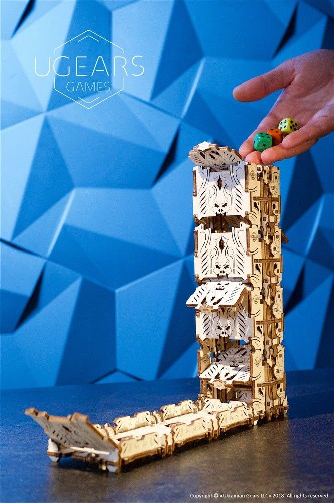 Ugears Dice Tower - 172 Pieces