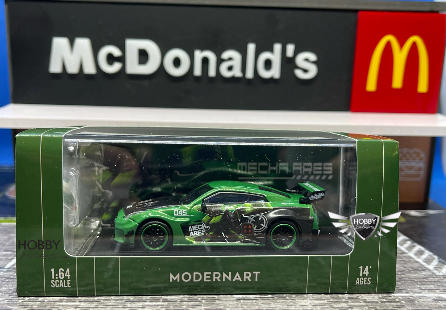 Modernart Nissan GTR 3.0 Mecha Green Doll Edition HE