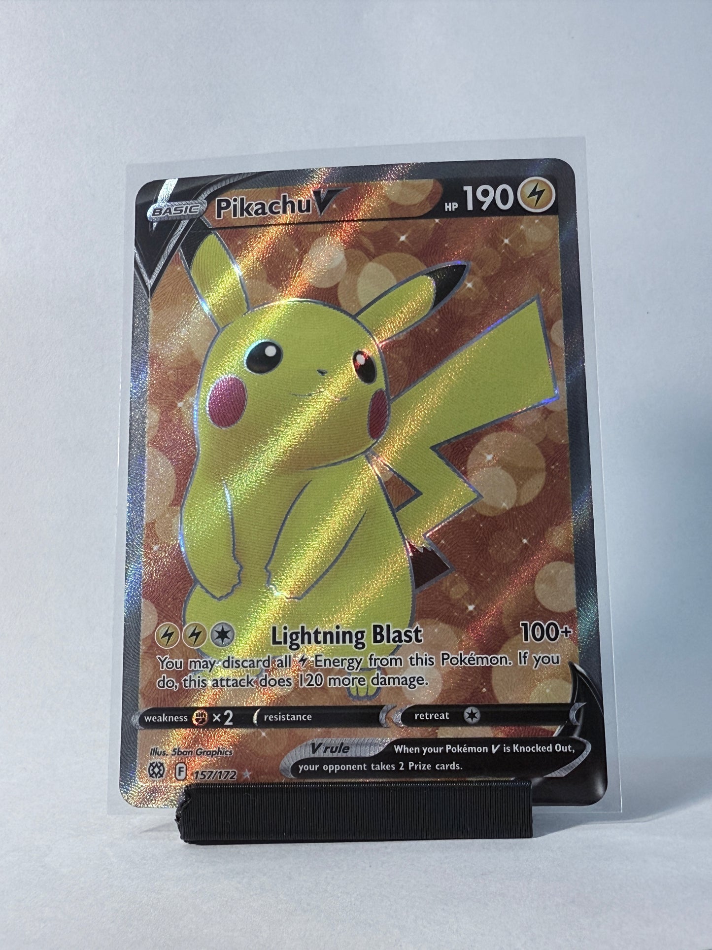 Pikachu V 157/172