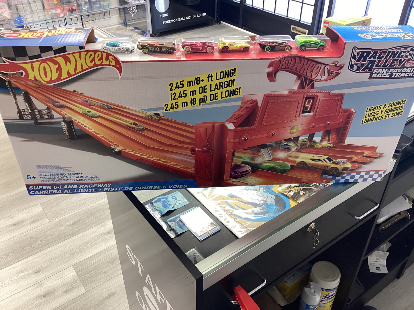 HE HotWheels Racing Alley Super 6-Lane Raceway