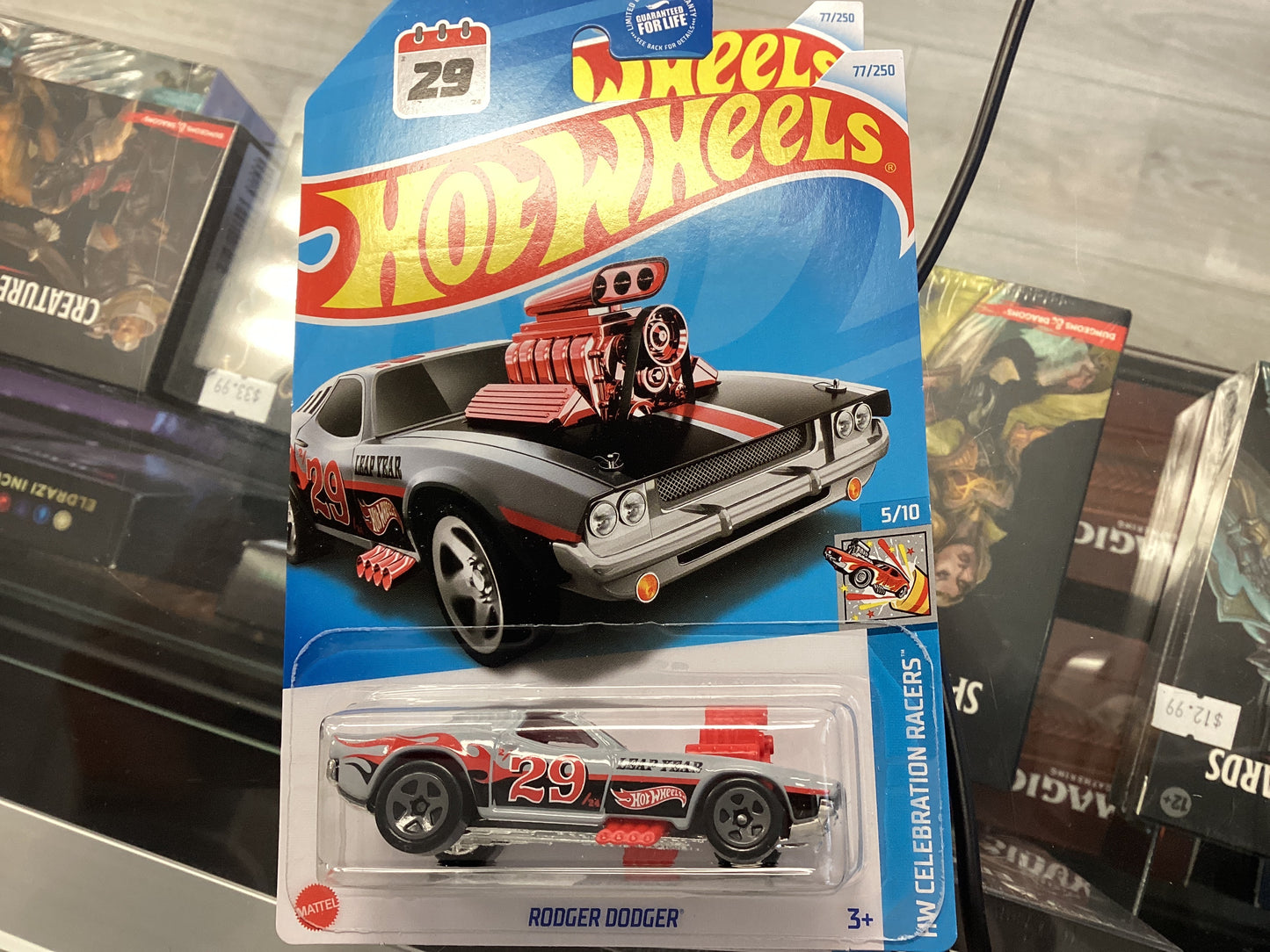 HE HotWheels HW Celebration Racers Roger Dodger