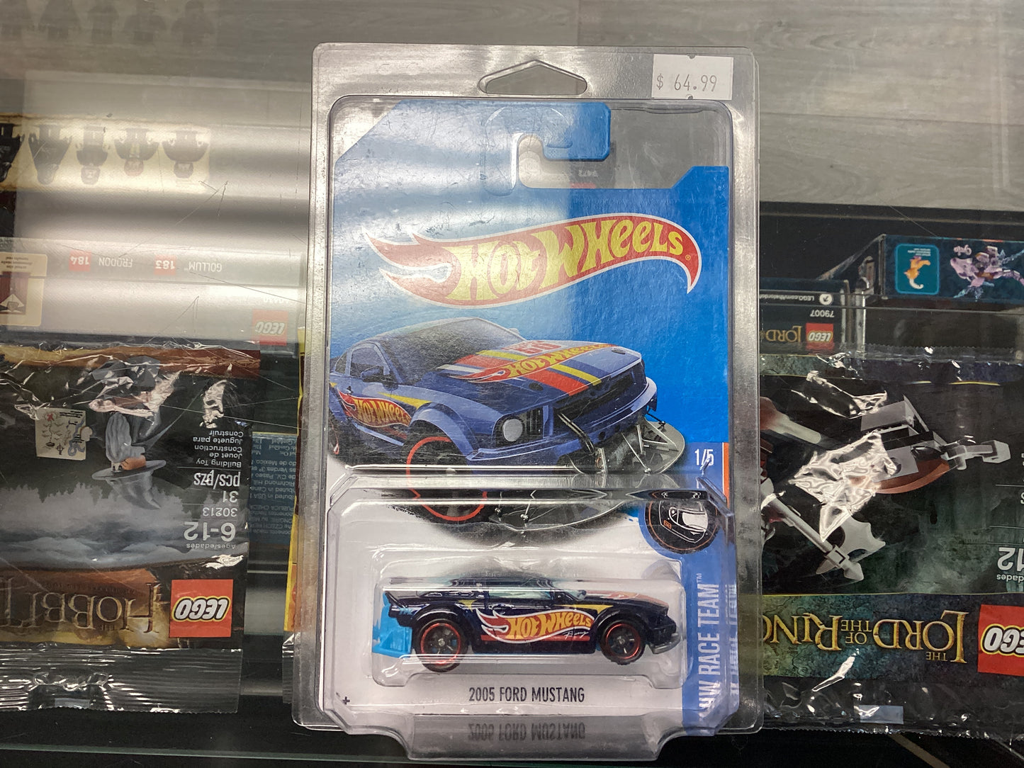 HE HotWheels HW Race Team 2005 Ford Mustang