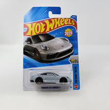 Hot Wheels Factory Fresh Porsche 911 Carrera T