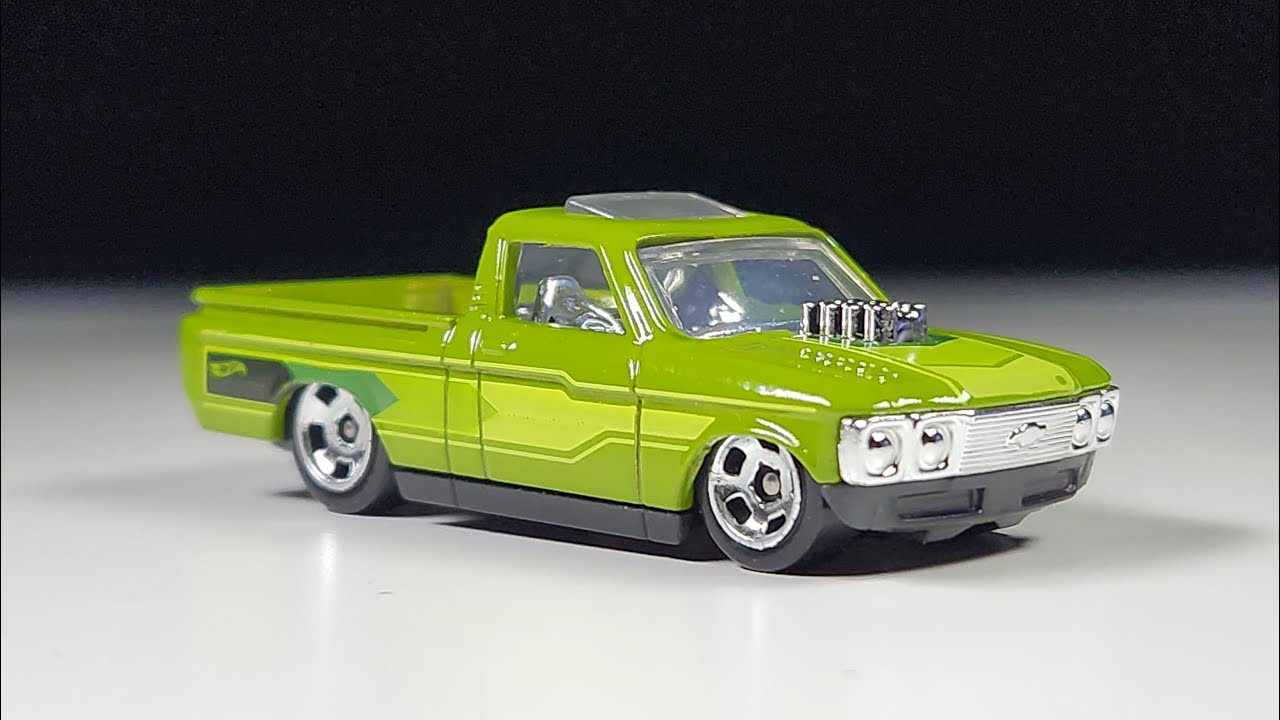 HE HotWheels HW Hot Trucks Custom ‘72 Chevy LUV
