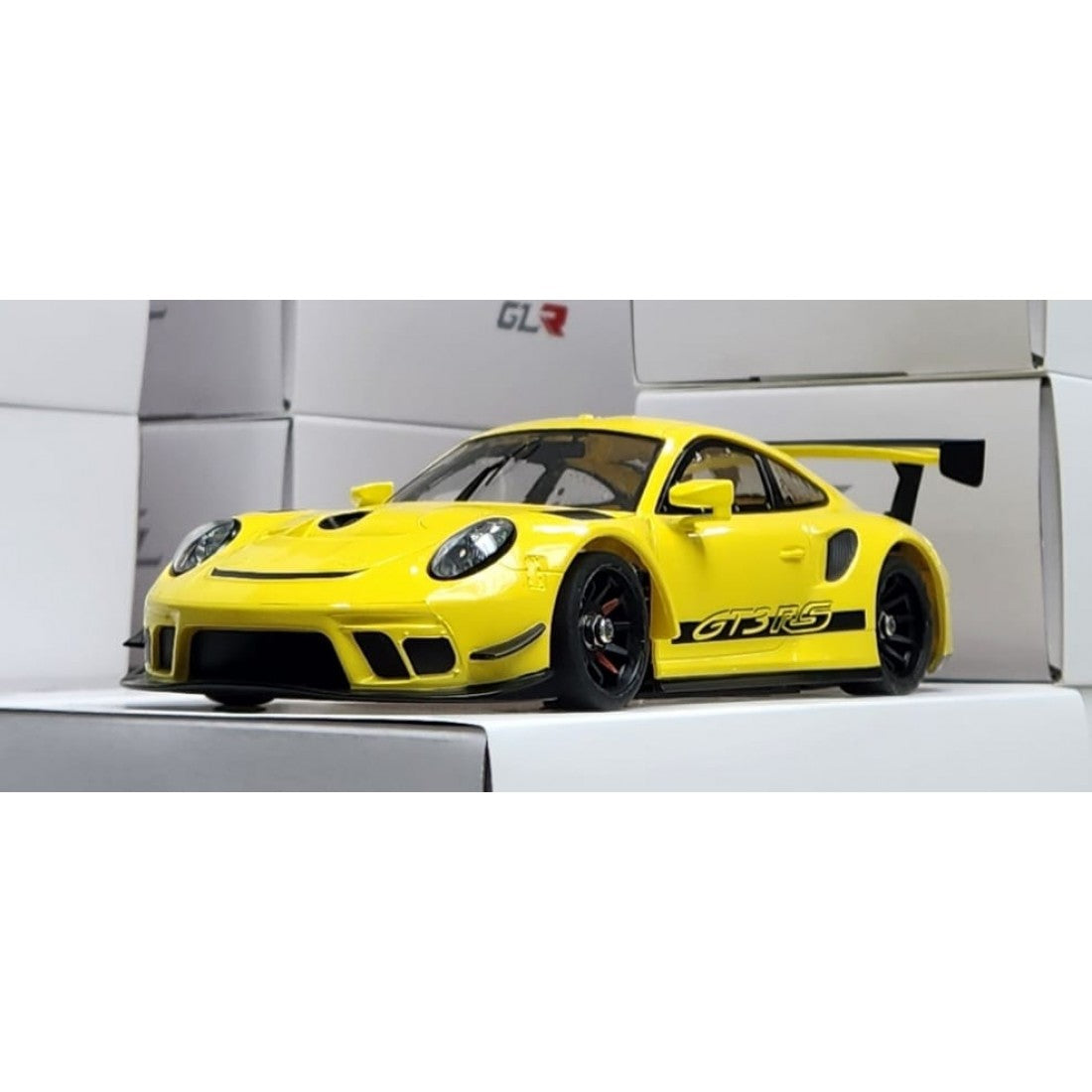 GL-911-GT3-YELLOW 1/28 GL 911 GT3 body-Yellow *Wheel Base 98mm*