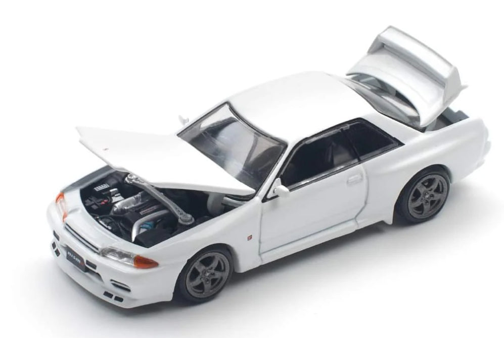 PopRace Nissan Skyline GT-R R32 Crystal White