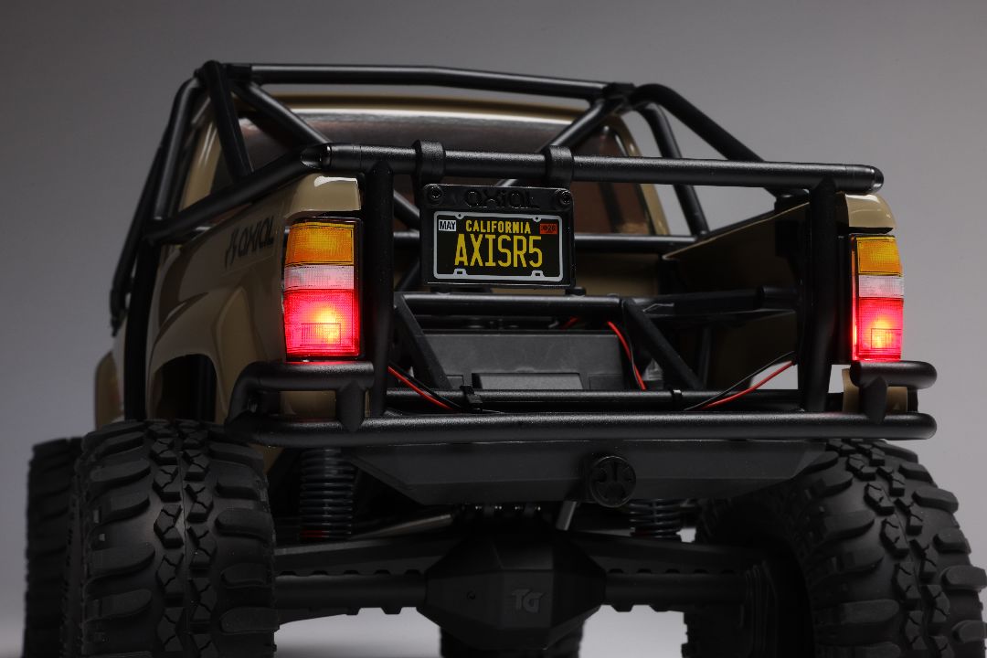 AXI-2062T1 Axial SCX10 III 1987 Toyota SR5 1/10 RTR 4WD Electric Rock Crawler (Tan) w/2.4GHz Radio