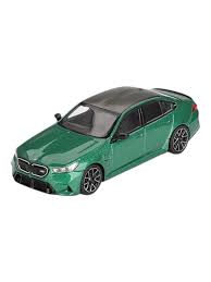 MiniGT 1086 - BMW M5