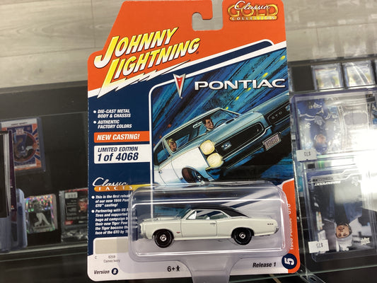HE Johnny Lightning 1966 Pontiac GTO Version B
