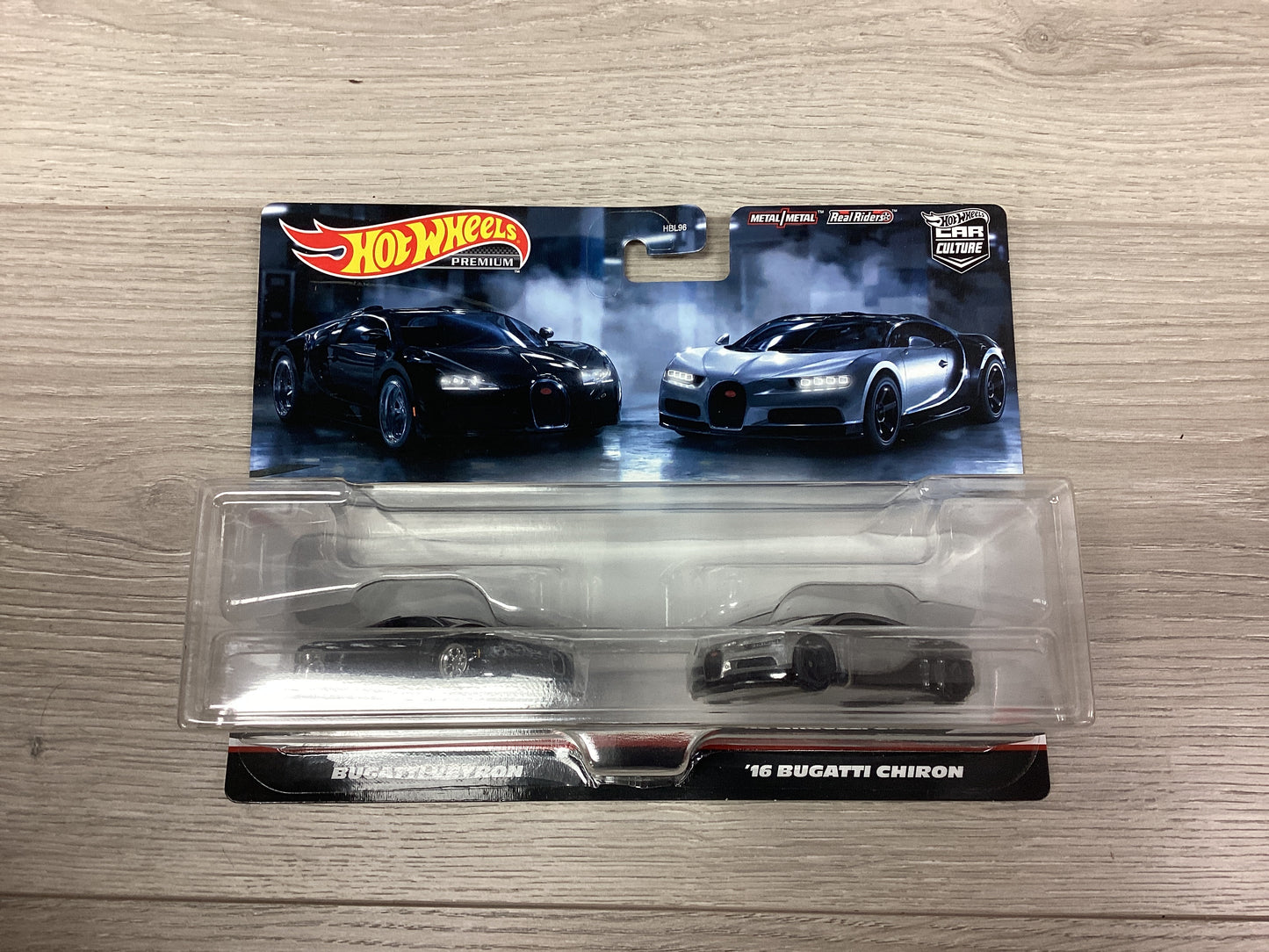 HE Hot Wheels Bugatti Veyron, ‘16 Bugatti Chiron