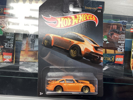 HE HotWheels Porsche 934 Turbo RSR