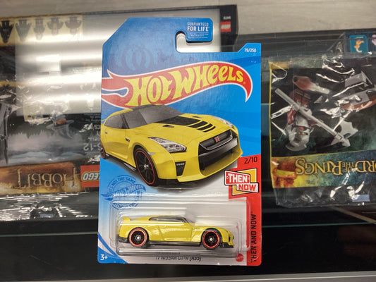 HE HotWheels Then And Now ‘17 Nissan GT-R (R35) Yellow