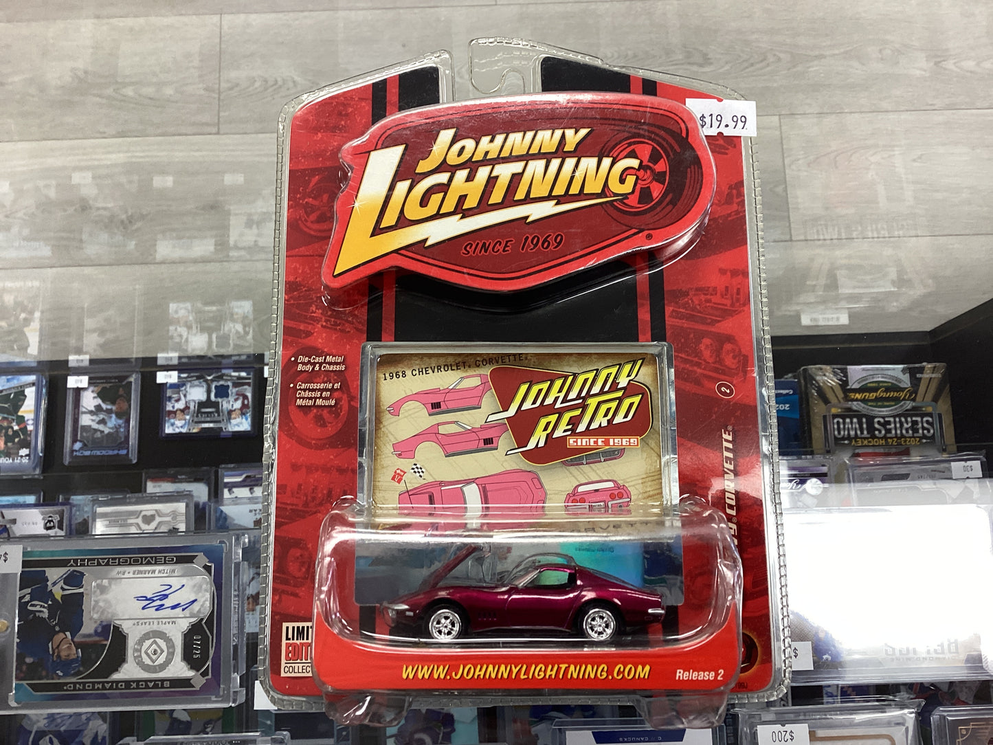 Johnny Lightning Johnny Retro ‘68 Chevy Corvette